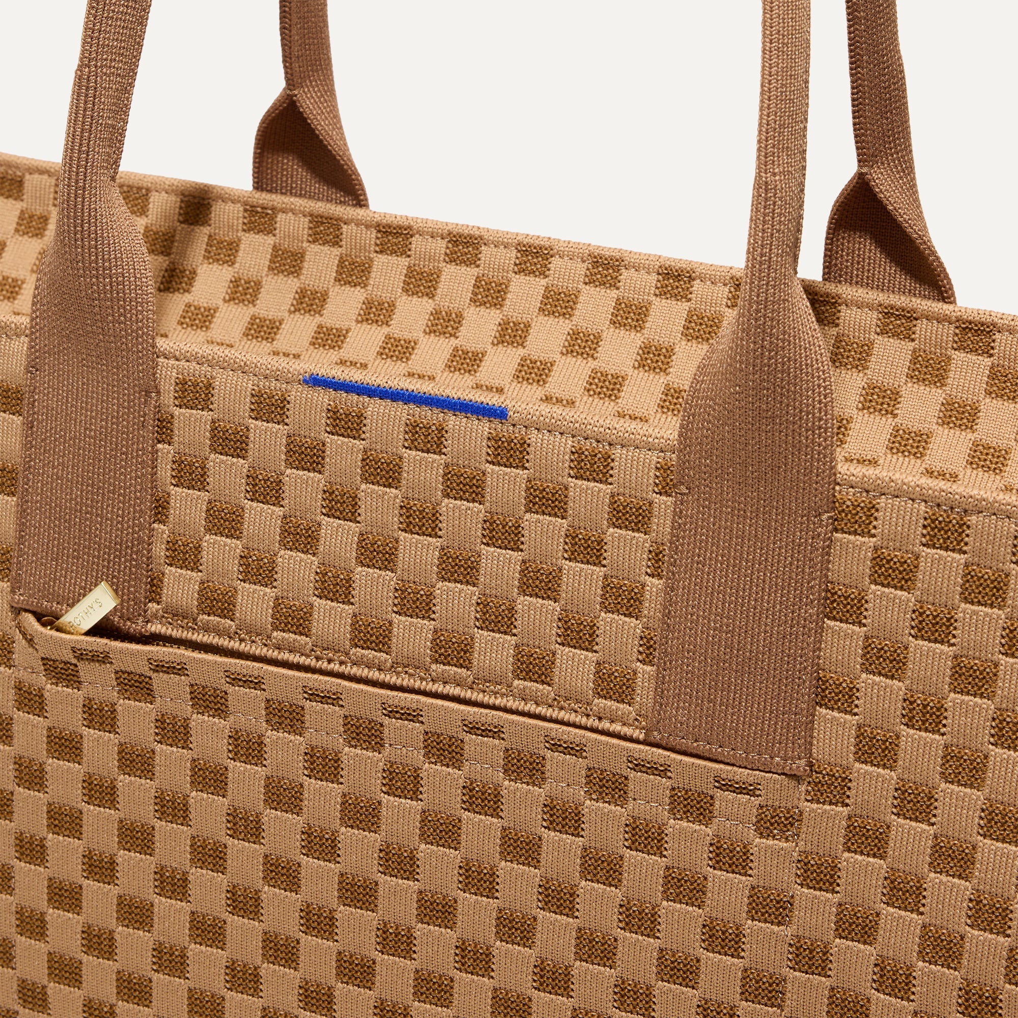 The Classic Tote - Hazelnut