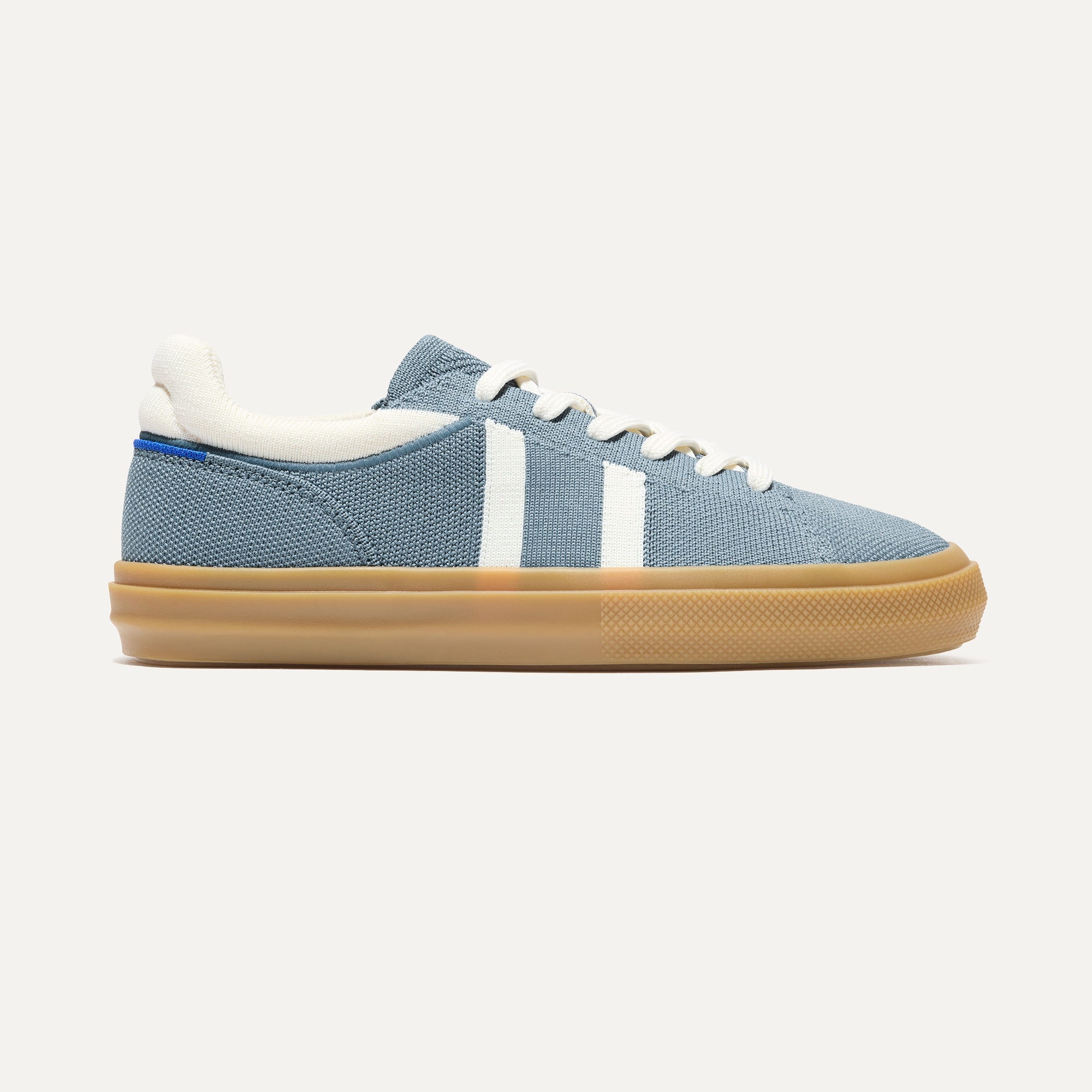 The Women's RS02 Sneaker